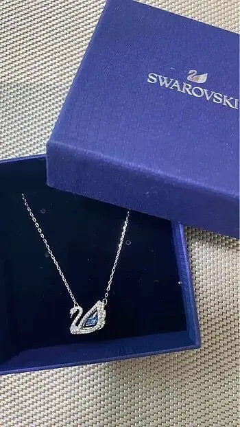 Gümüş Mavi Kuğu Kolye